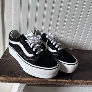 OLD SKOOL STACKFORM SHOE